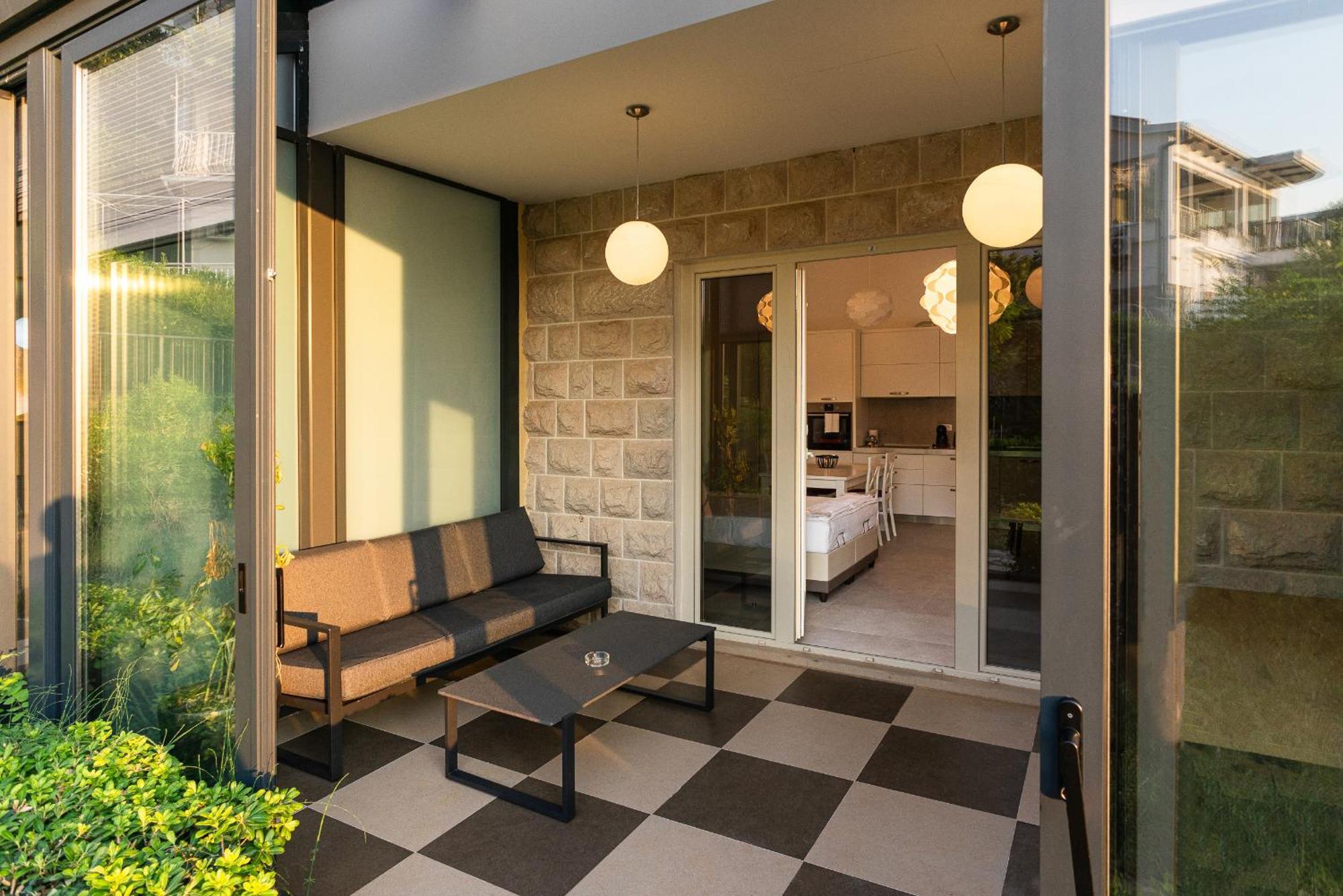 Vertmont Apartments Sveti Stefan Eksteriør bilde